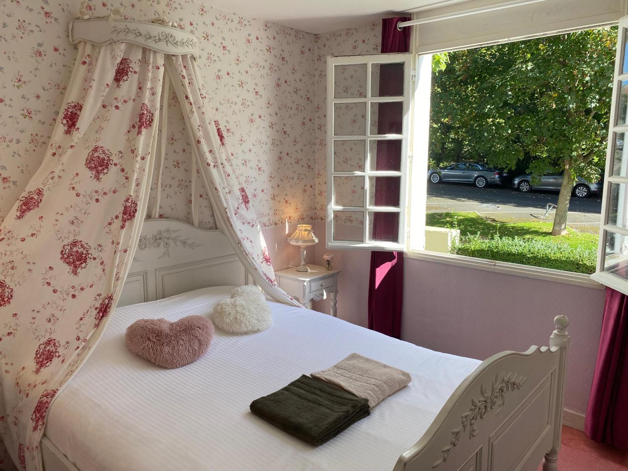 Cote Plage - Magnifique Appartement De Charme A Trouville Sur Mer - Linge - Lit Fait - Parking - Wifi - Classe Par L'Office Du Tourisme Екстер'єр фото