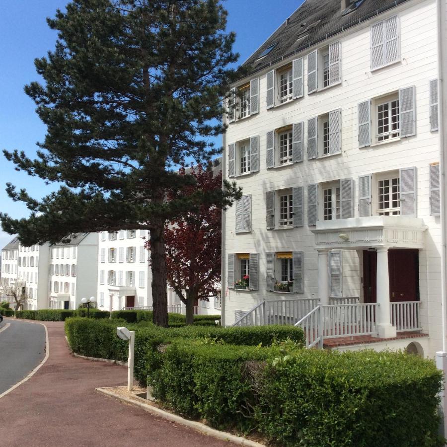 Cote Plage - Magnifique Appartement De Charme A Trouville Sur Mer - Linge - Lit Fait - Parking - Wifi - Classe Par L'Office Du Tourisme Екстер'єр фото
